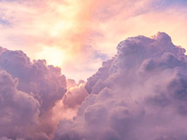 Dream About Clouds (Spiritual Meanings & Interpretation)